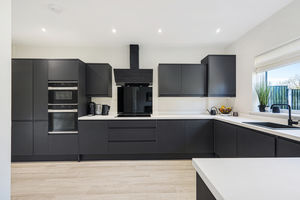 Photo 9- click for photo gallery